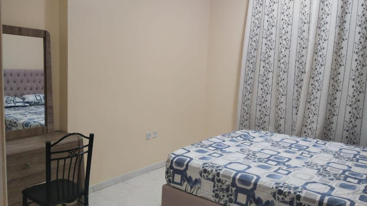 Holiday Home 2 Bedrooms Apartment For Family Only Шарджа Екстериор снимка